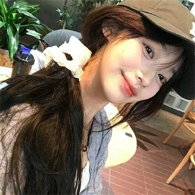西蒙娜：世纪之旅